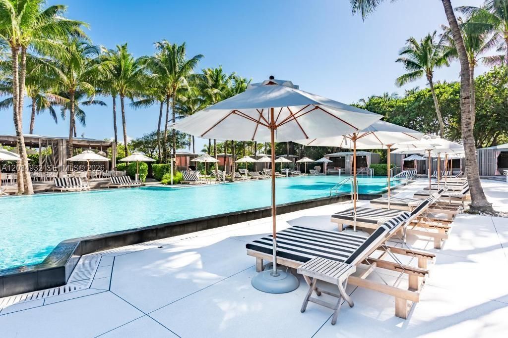 2201 Collins Ave , Unit 1019, Miami Beach, FL 33139 Photo