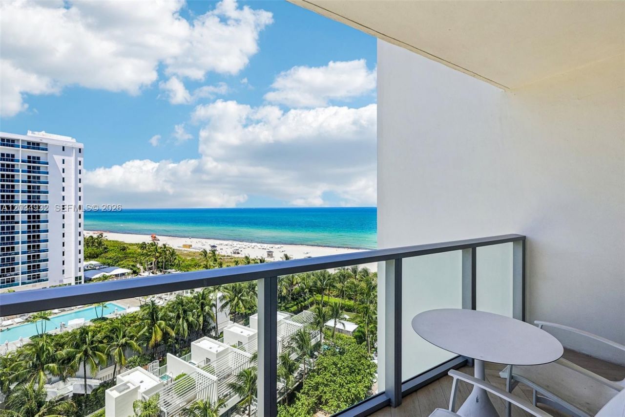 2201 Collins Ave , Unit 1019, Miami Beach, FL 33139 Photo