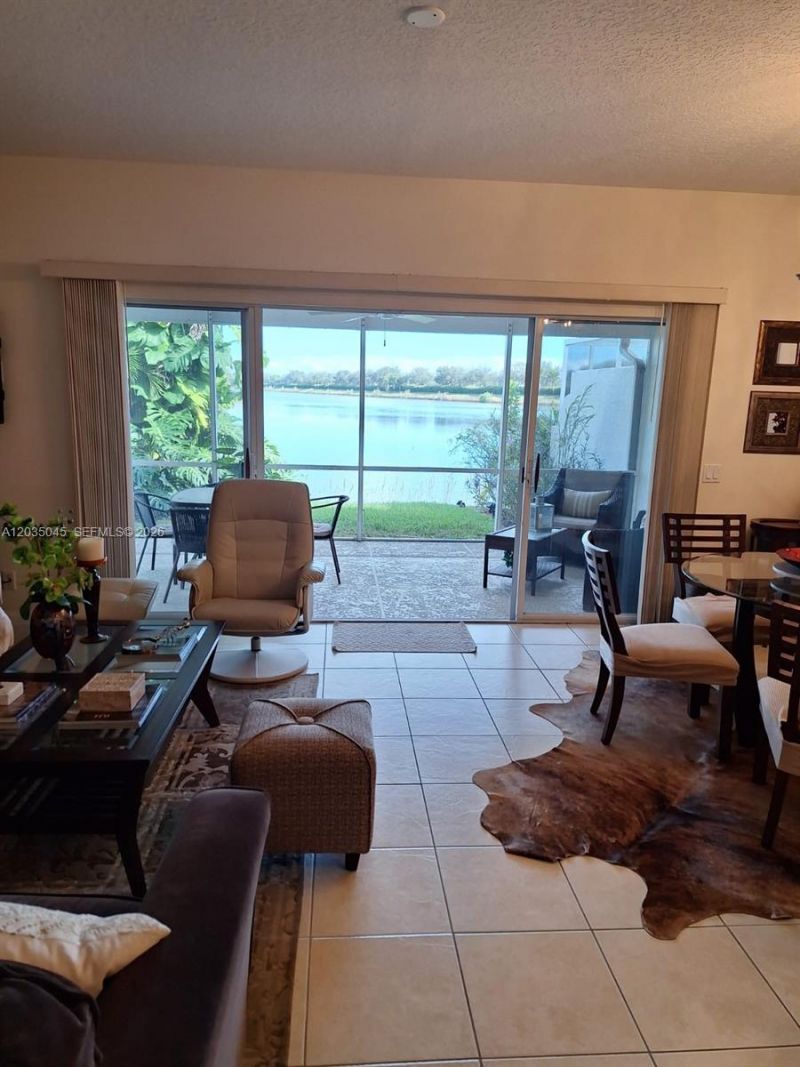 2104 Tigris Dr , Unit 2104, West Palm Beach, FL 33411 Photo