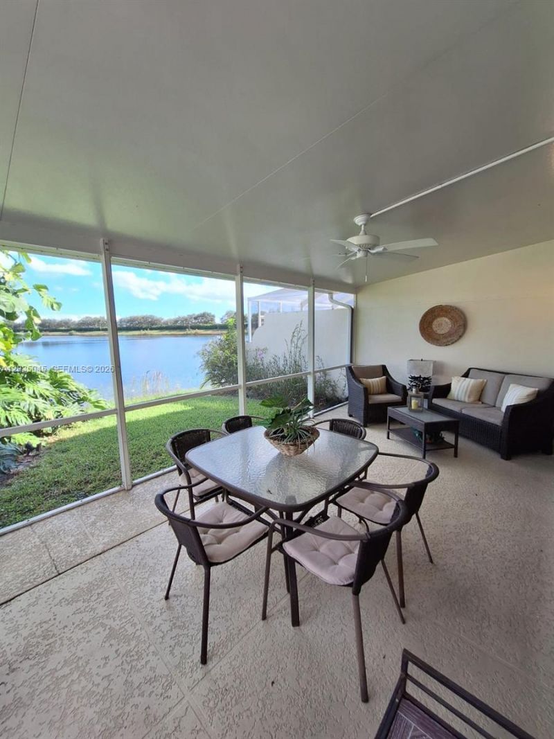 2104 Tigris Dr , Unit 2104, West Palm Beach, FL 33411 Photo