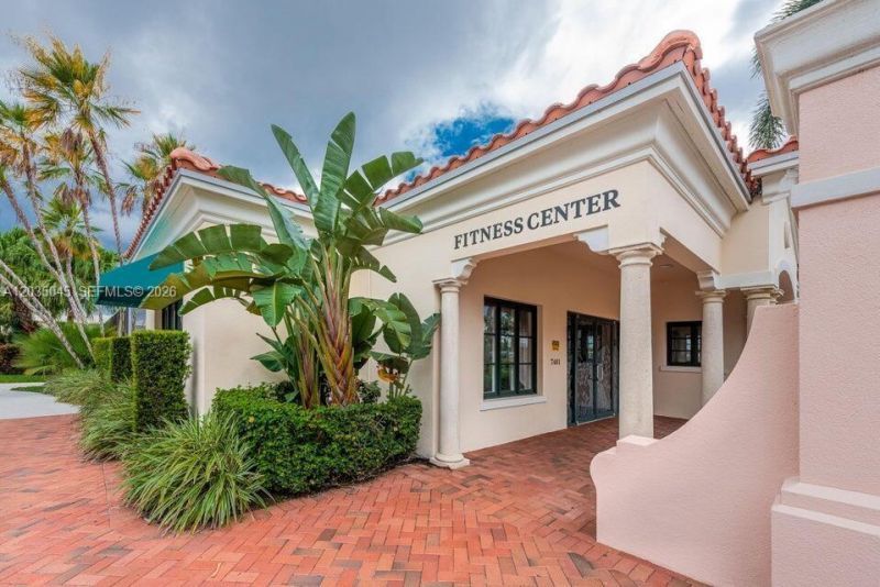 2104 Tigris Dr , Unit 2104, West Palm Beach, FL 33411 Photo