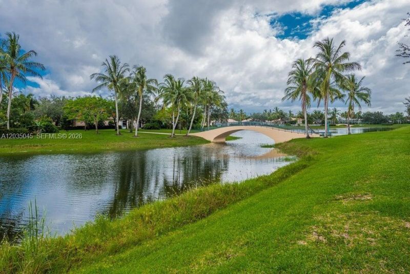 2104 Tigris Dr , Unit 2104, West Palm Beach, FL 33411 Photo