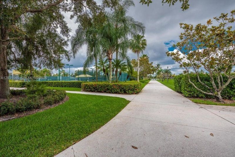 2104 Tigris Dr , Unit 2104, West Palm Beach, FL 33411 Photo