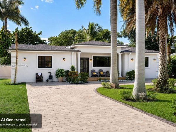 348 NE 118th St , Miami, FL 33161