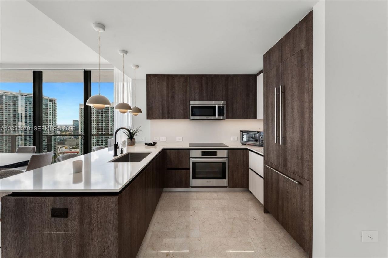 68 SE 6th St , Unit 2612, Miami, FL 33131 Photo