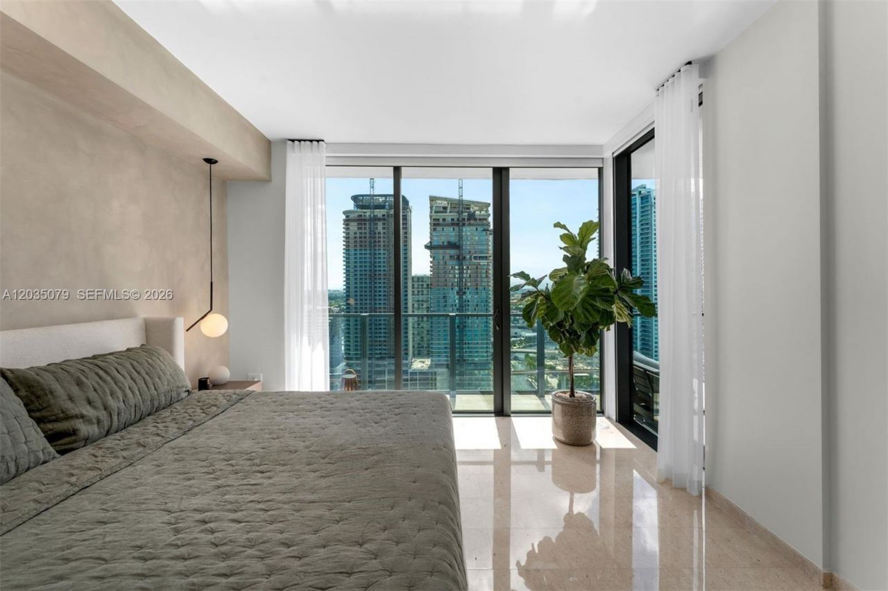 68 SE 6th St , Unit 2612, Miami, FL 33131 Photo