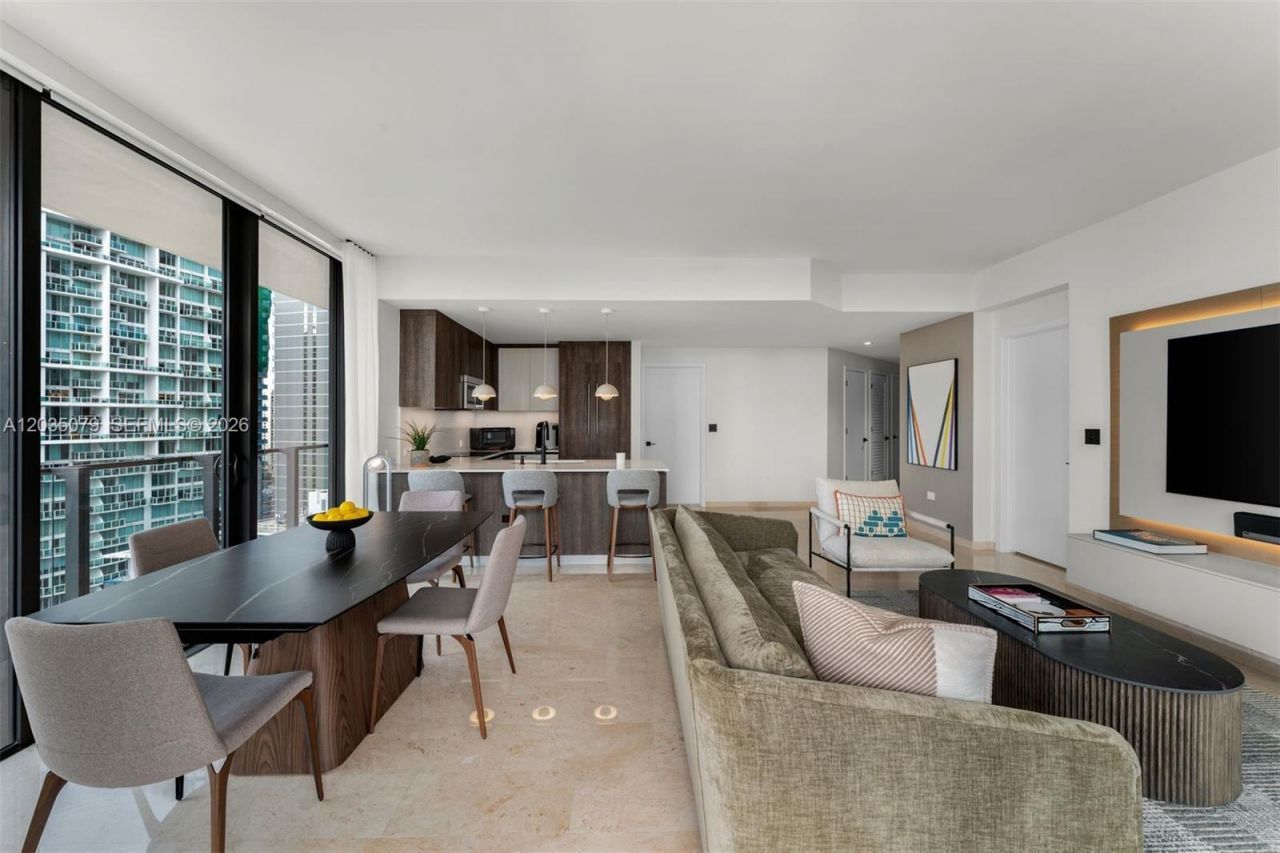 68 SE 6th St , Unit 2612, Miami, FL 33131 Photo