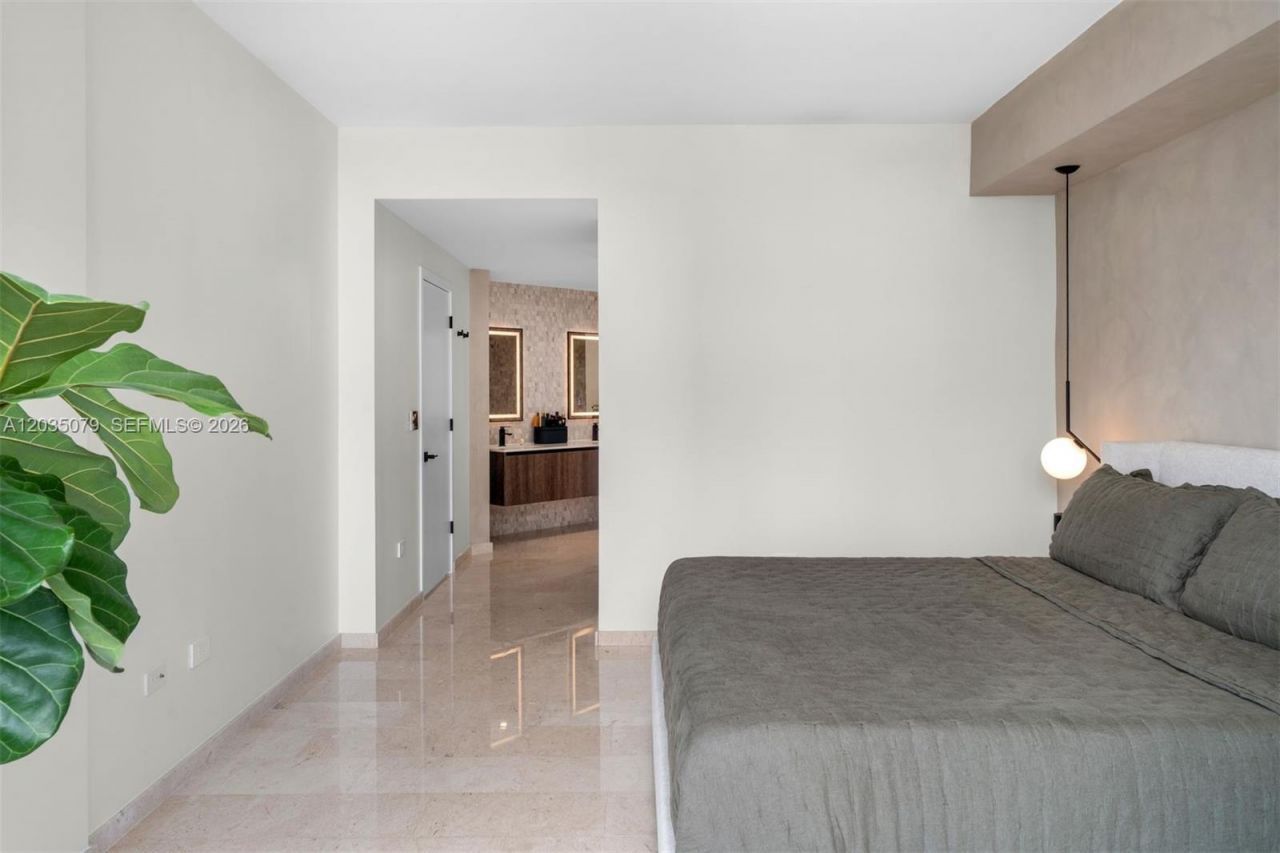 68 SE 6th St , Unit 2612, Miami, FL 33131 Photo