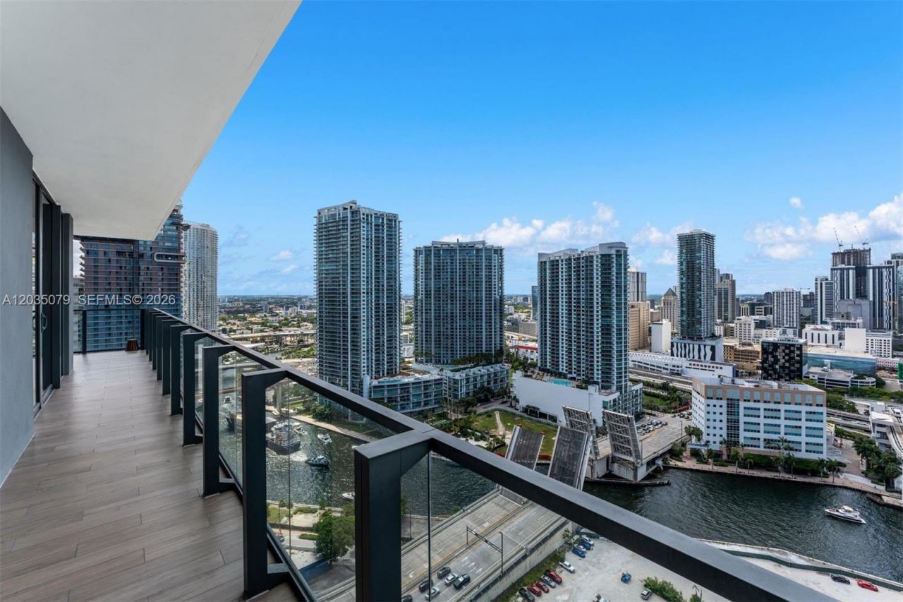 68 SE 6th St , Unit 2612, Miami, FL 33131 Photo