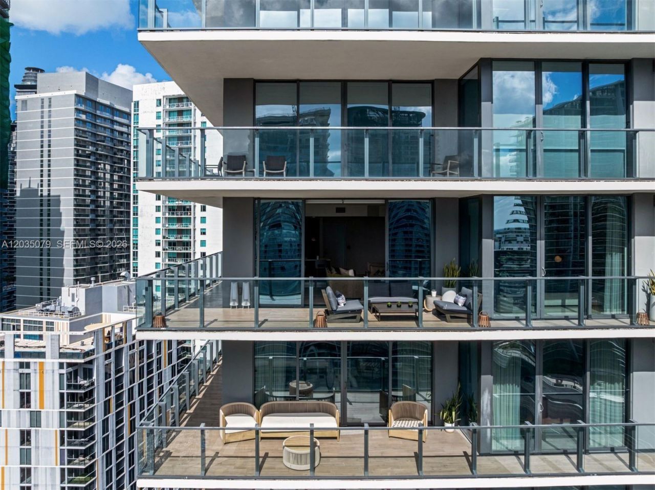 68 SE 6th St , Unit 2612, Miami, FL 33131 Photo