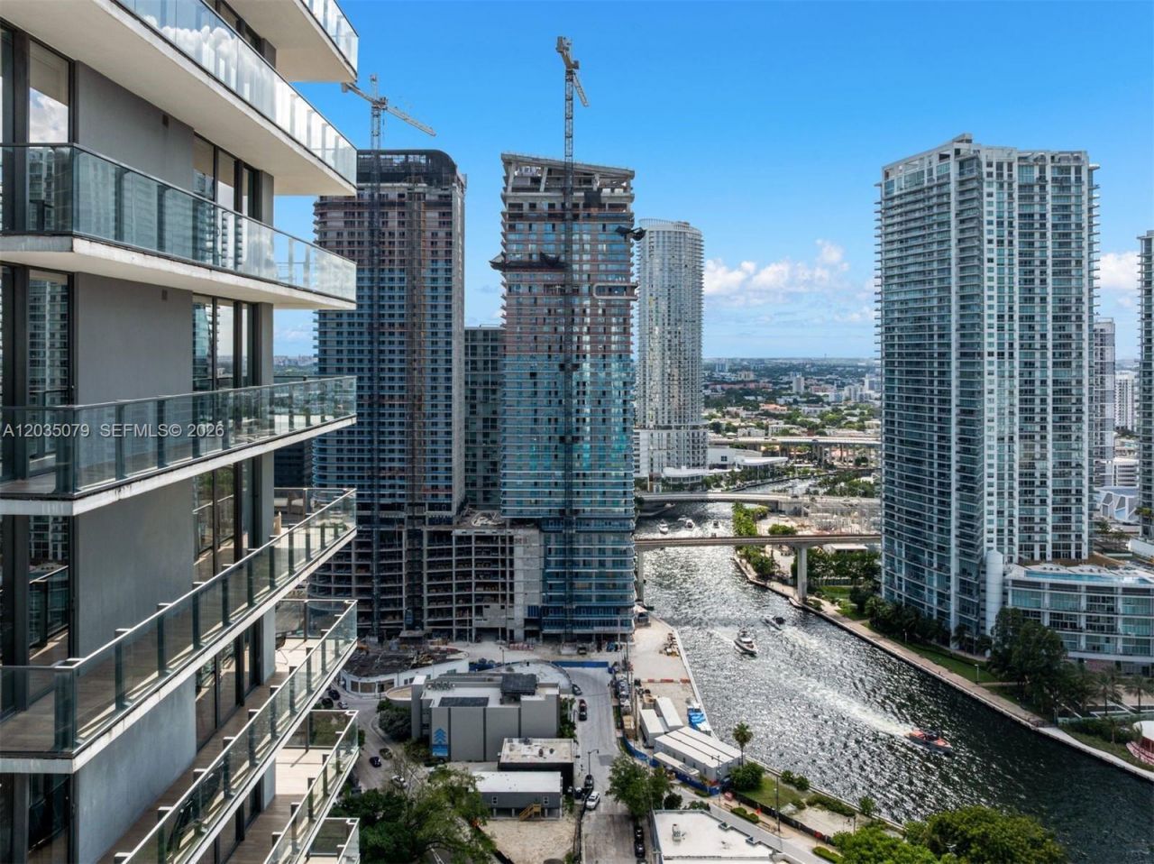 68 SE 6th St , Unit 2612, Miami, FL 33131 Photo