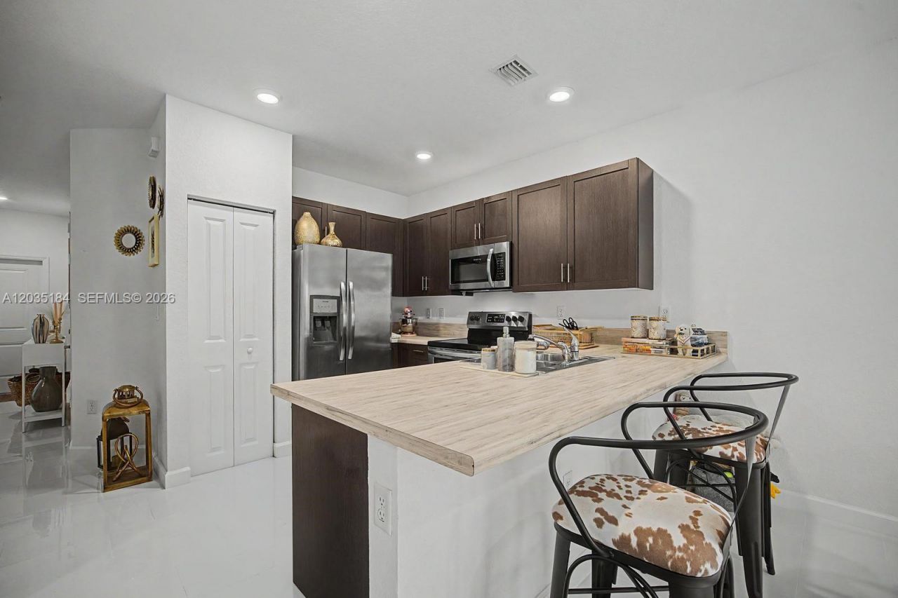 2644 SE 13th St , Homestead, FL 33035 Photo