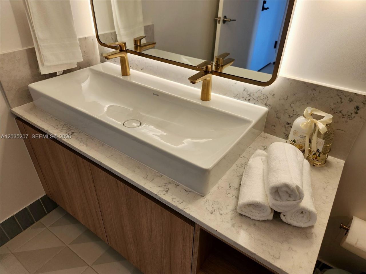 601 NE 1 Ave , Unit 2812, Miami, FL 33132 Photo