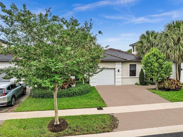 4936 Whispering Way , Dania Beach, FL 33312