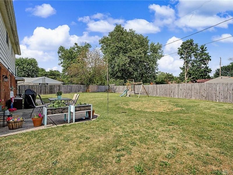 4843 Pennswood Drive, Huber Heights, OH 45424 Photo 32