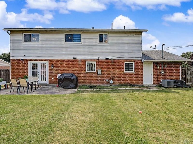 4843 Pennswood Drive, Huber Heights, OH 45424 Photo 33
