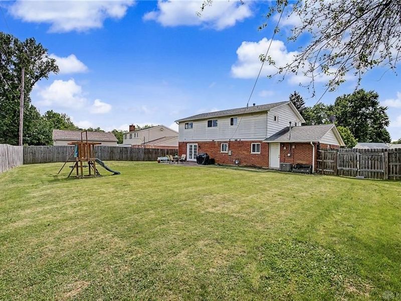 4843 Pennswood Drive, Huber Heights, OH 45424 Photo 34