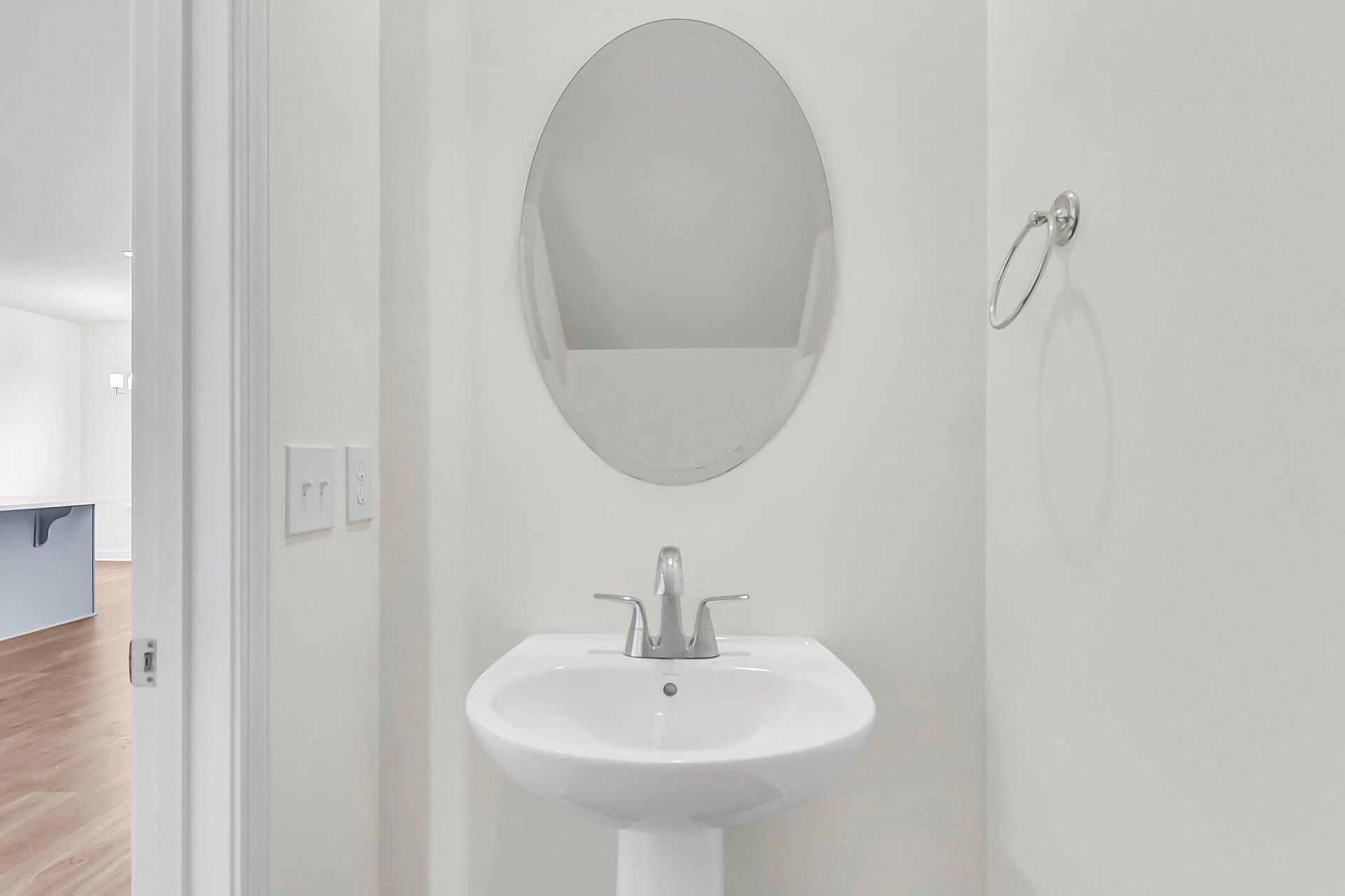 335 Chapman Circle Photo 13