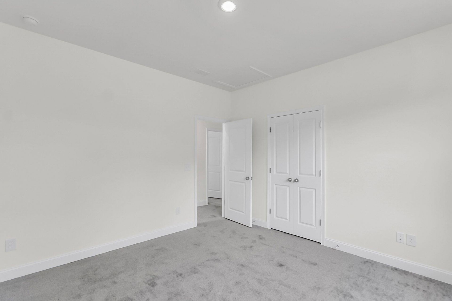 335 Chapman Circle Photo 28