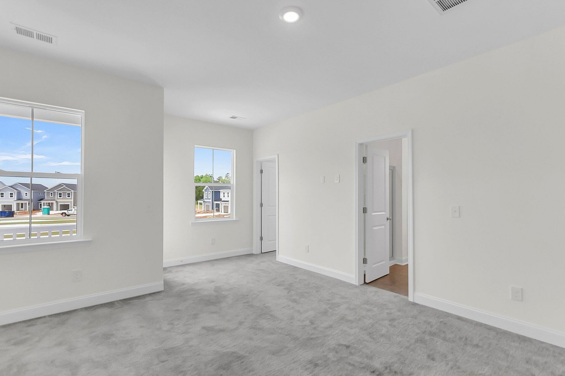 335 Chapman Circle Photo 35