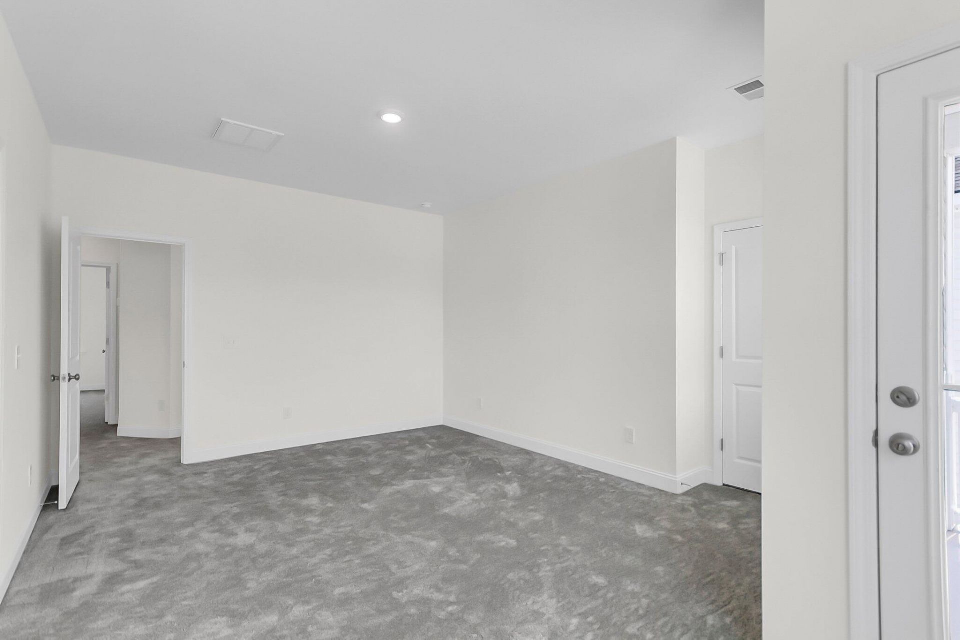 335 Chapman Circle Photo 36