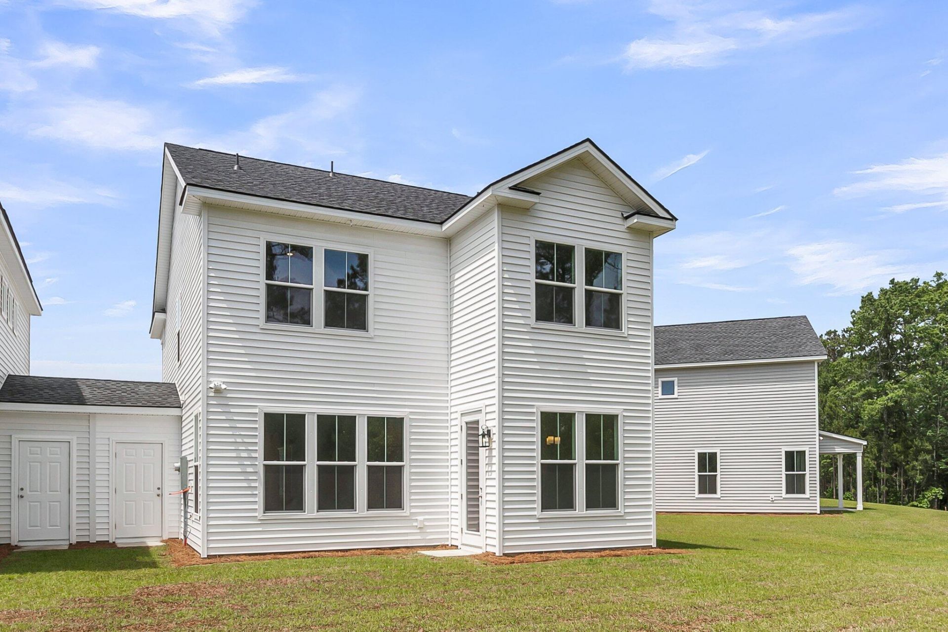335 Chapman Circle Photo 8