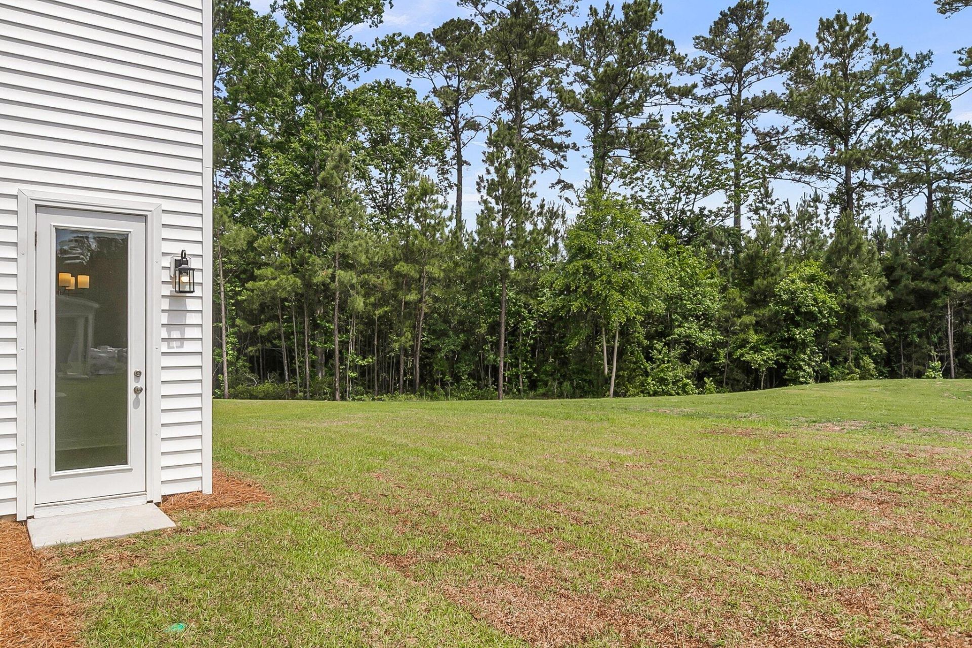 335 Chapman Circle Photo 9