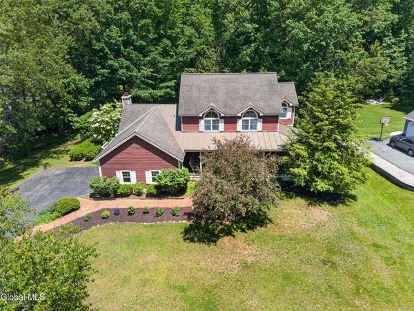 13 Hearthstone Drive, Gansevoort, NY 12831