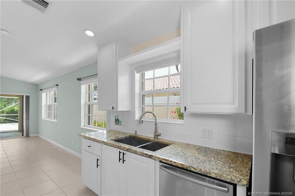 8693 SE Retreat Drive, Hobe Sound, FL 33455 Photo