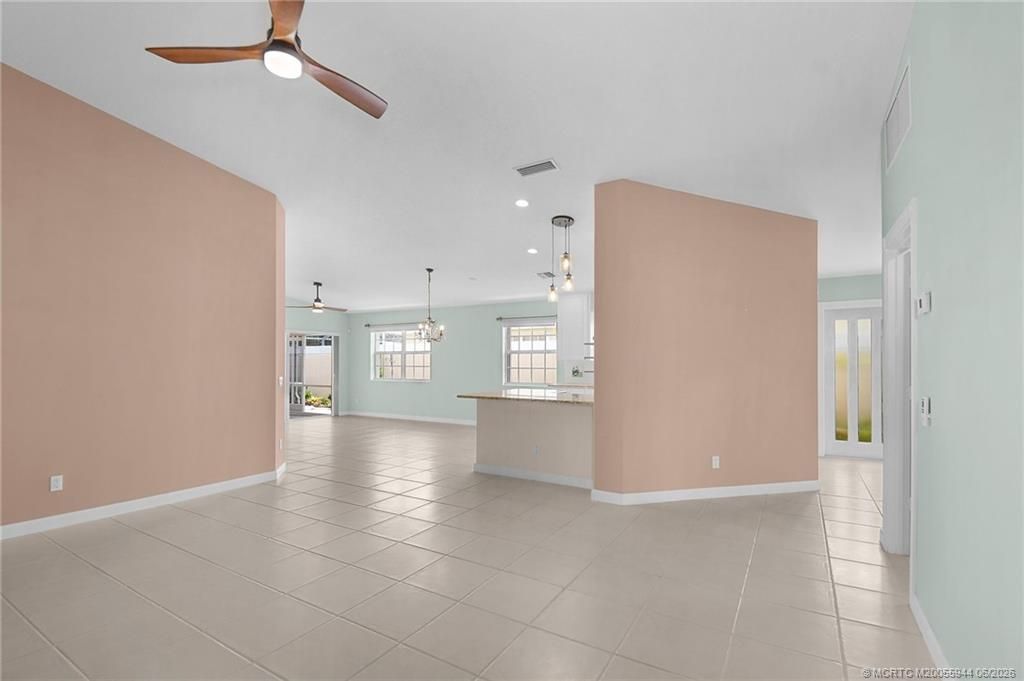 8693 SE Retreat Drive, Hobe Sound, FL 33455 Photo