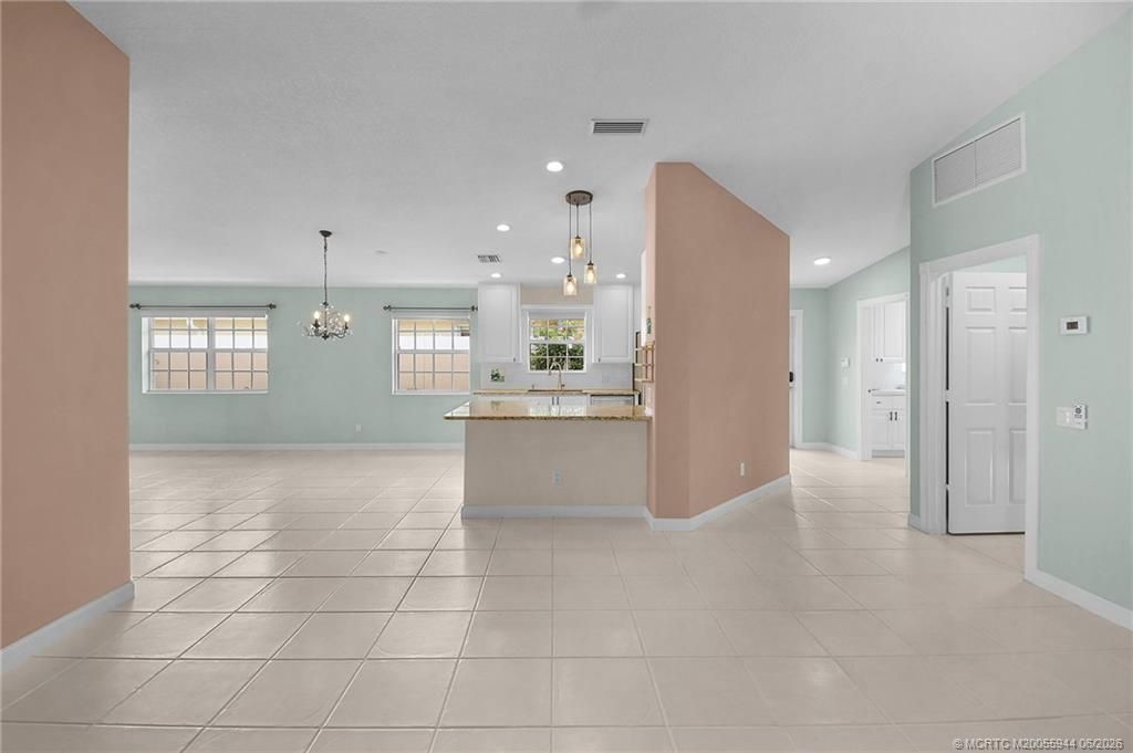 8693 SE Retreat Drive, Hobe Sound, FL 33455 Photo