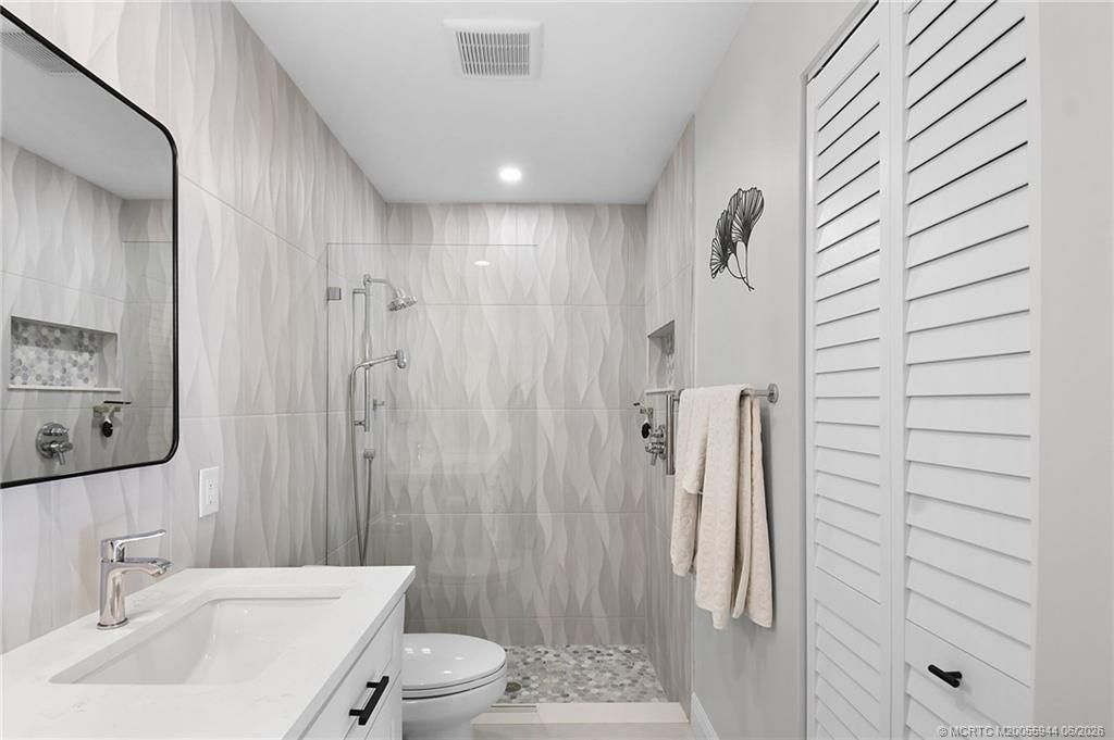 8693 SE Retreat Drive, Hobe Sound, FL 33455 Photo