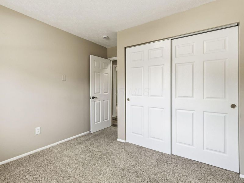 1831 Creekside Drive , Columbus, OH 43223 Photo 14