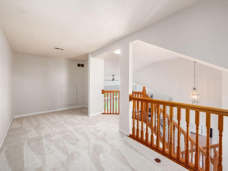 2440 Seton Drive , Lewis Center, OH 43035 Photo 27
