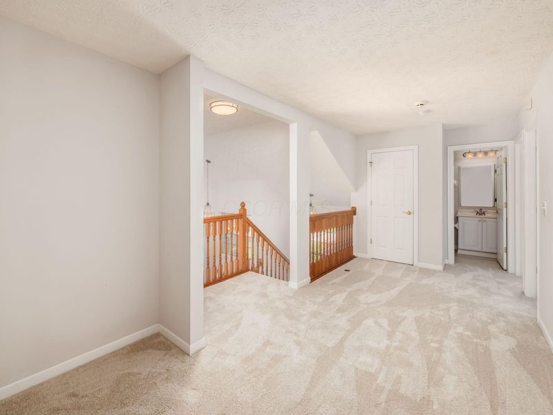 2440 Seton Drive , Lewis Center, OH 43035 Photo 28