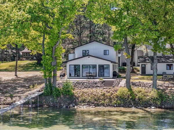 3192 W Higgins Lake Drive, Roscommon, MI 48653
