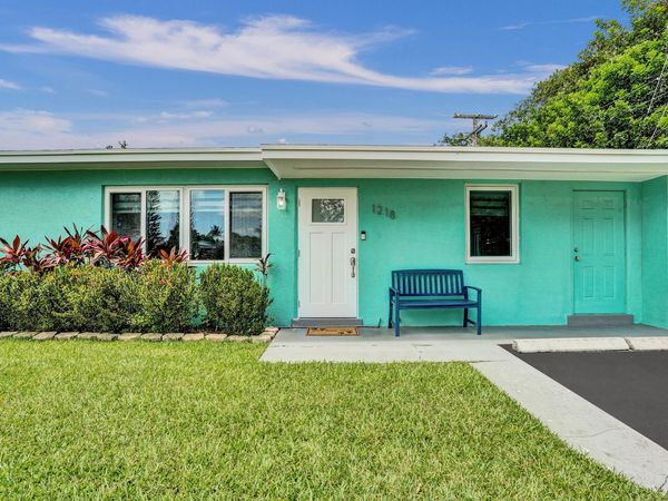 1218 SW 22nd Avenue, Delray Beach, FL 33445