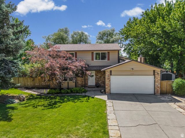 7268 S Macintosh Ln E, Cottonwood Heights, UT 84121 Main Photo
