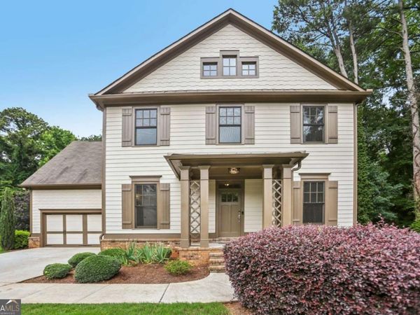 555 Glenaire Walk SE, Atlanta, GA 30316