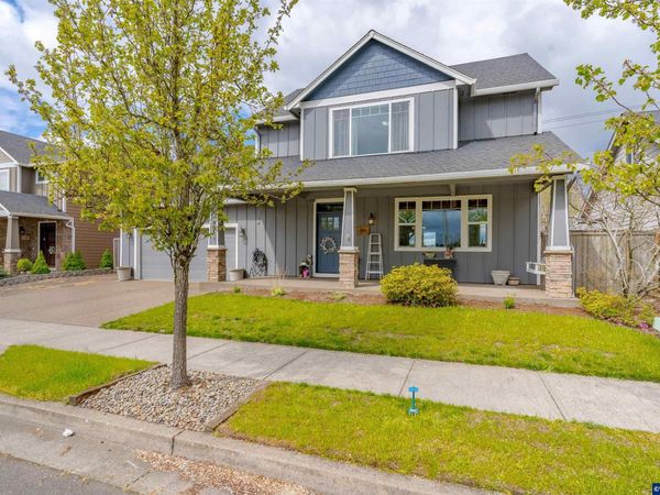 905 Pintail St, Silverton, OR 97381