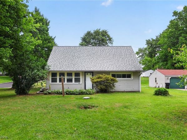 4174 Burkey Road, Austintown, OH 44515