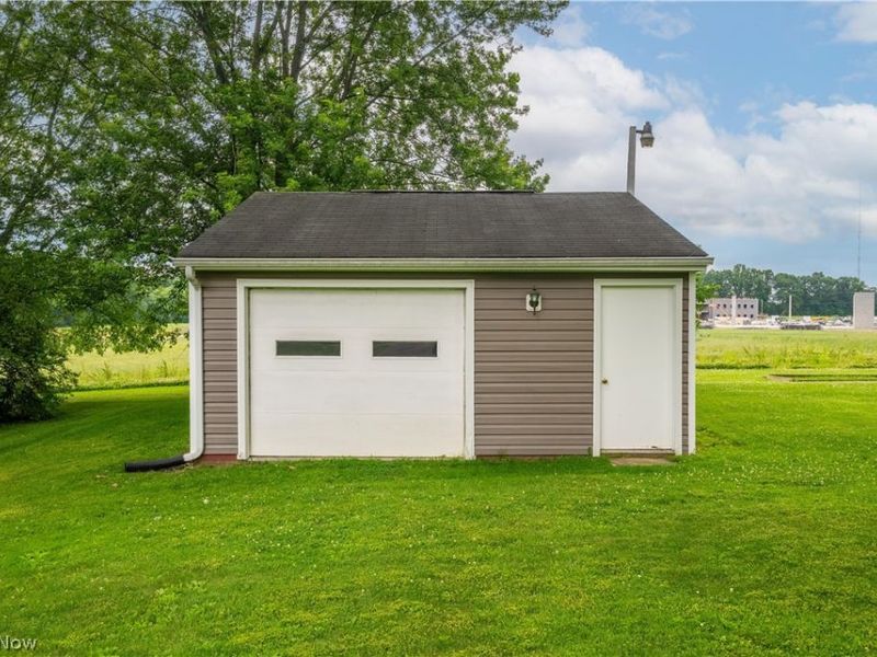 2319 Merle Road, Salem, OH 44460 Photo 4