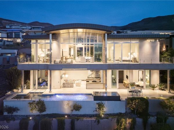 677 Tranquil Rim Court , Henderson, NV 89012