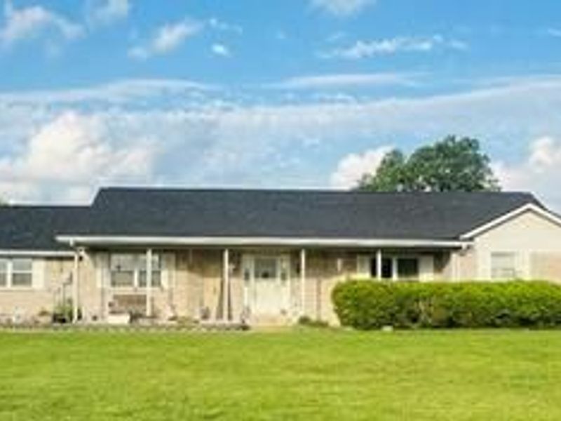 7940 Arlington Road, Brookville, OH 45309 Photo 2