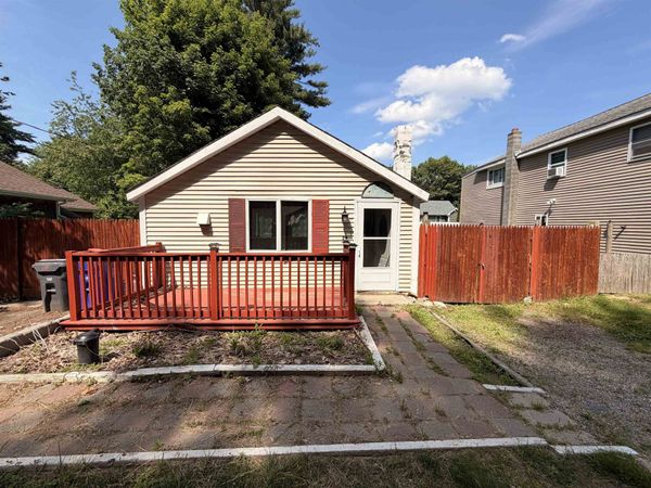 29 Pillsbury Road, Hampstead, NH 03826