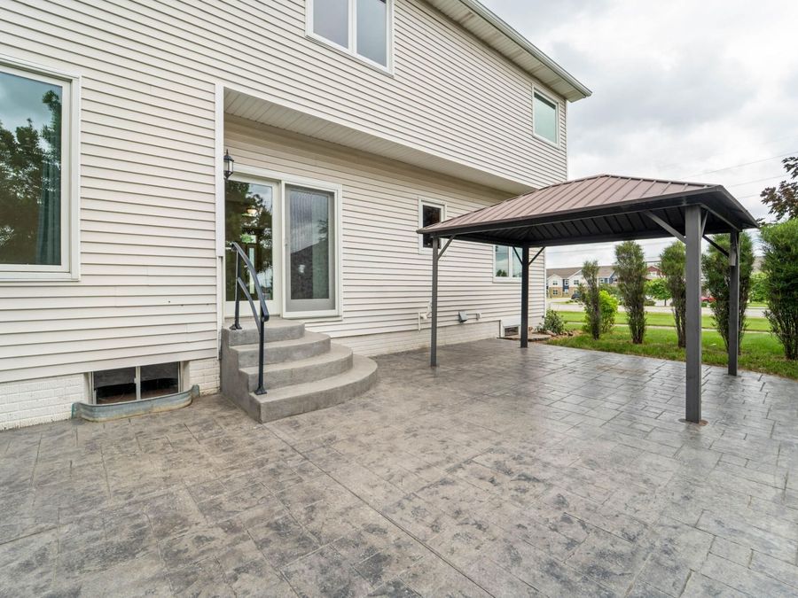 Property Image 32