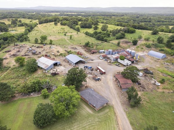 815 Old County Road, Plainview, AR 72857