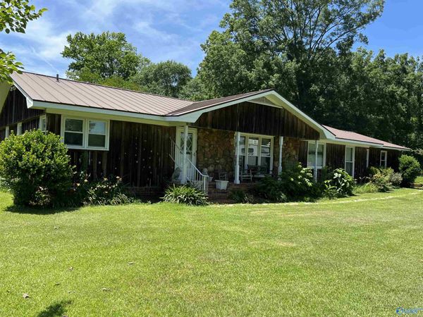 3117 Ridgeway Drive SW, Decatur, AL 35603