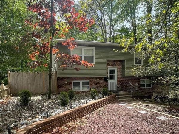 227 CHESTNUT AVENUE, LINDENWOLD, NJ 08021