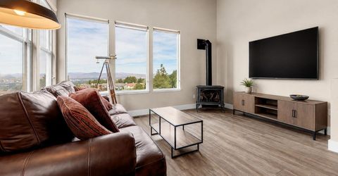 4643 Bradford Court, Reno, NV 89519 Photo